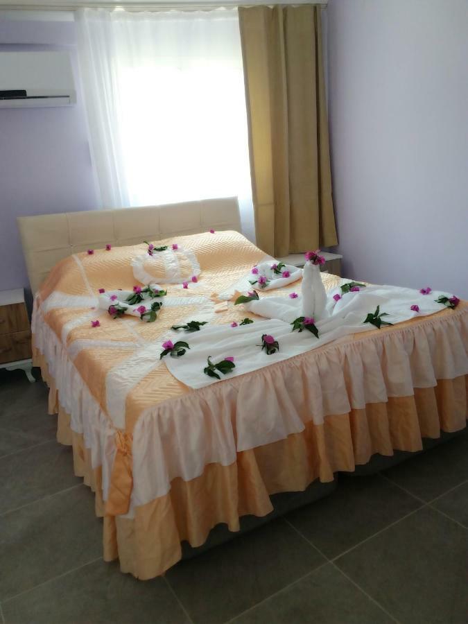 Gul Sogut Marmaris